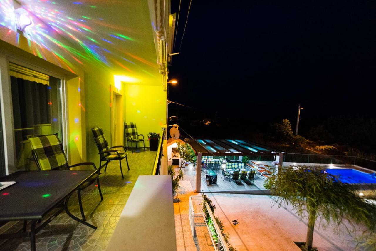 Over The Skyline Podstrana Exterior photo